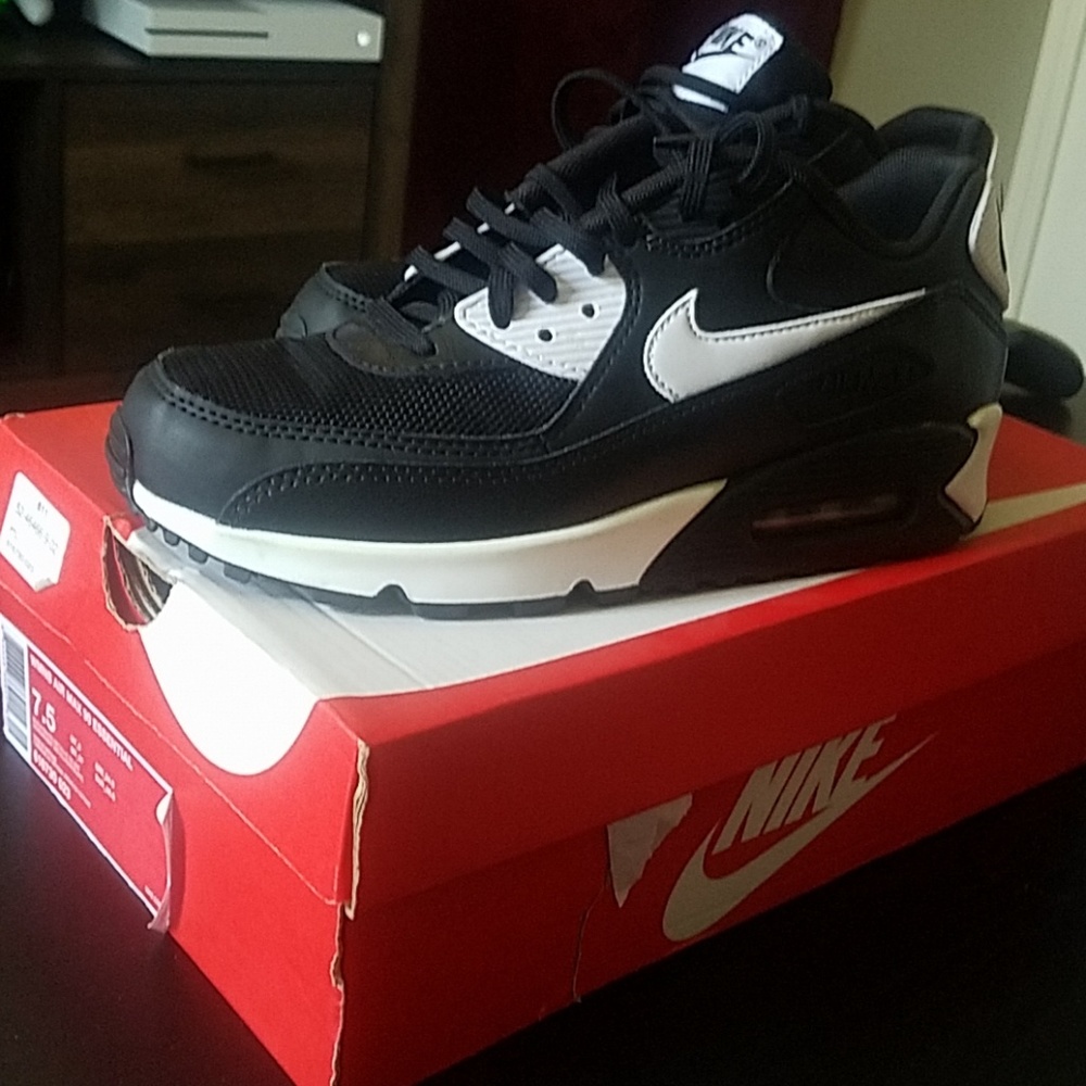 Women's Nike Air Max